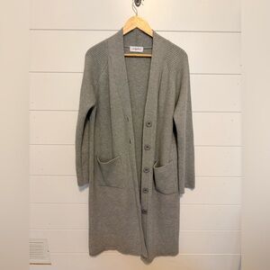Carly Jean Los Angeles Long Gray Ribbed Knit Cardigan